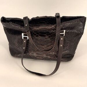 Alan Bilzerian Womans Embossed Real Python Leather Shoulder Bag Chocolate OS